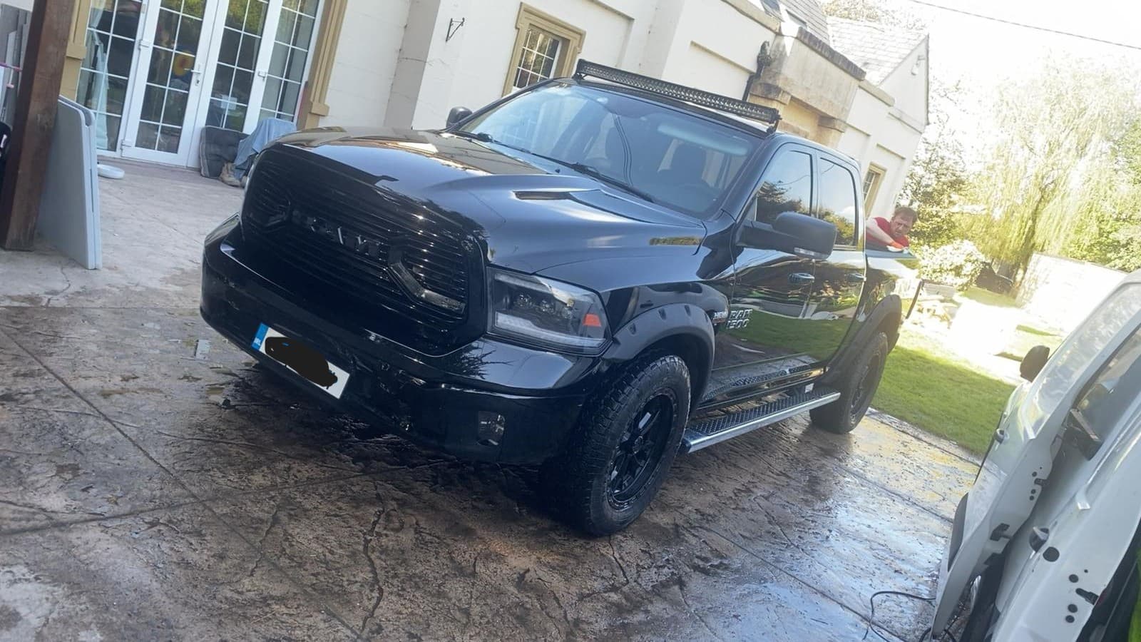 Exterior wash on a customer car in Dublin